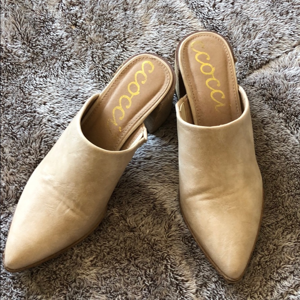 Cream mules
